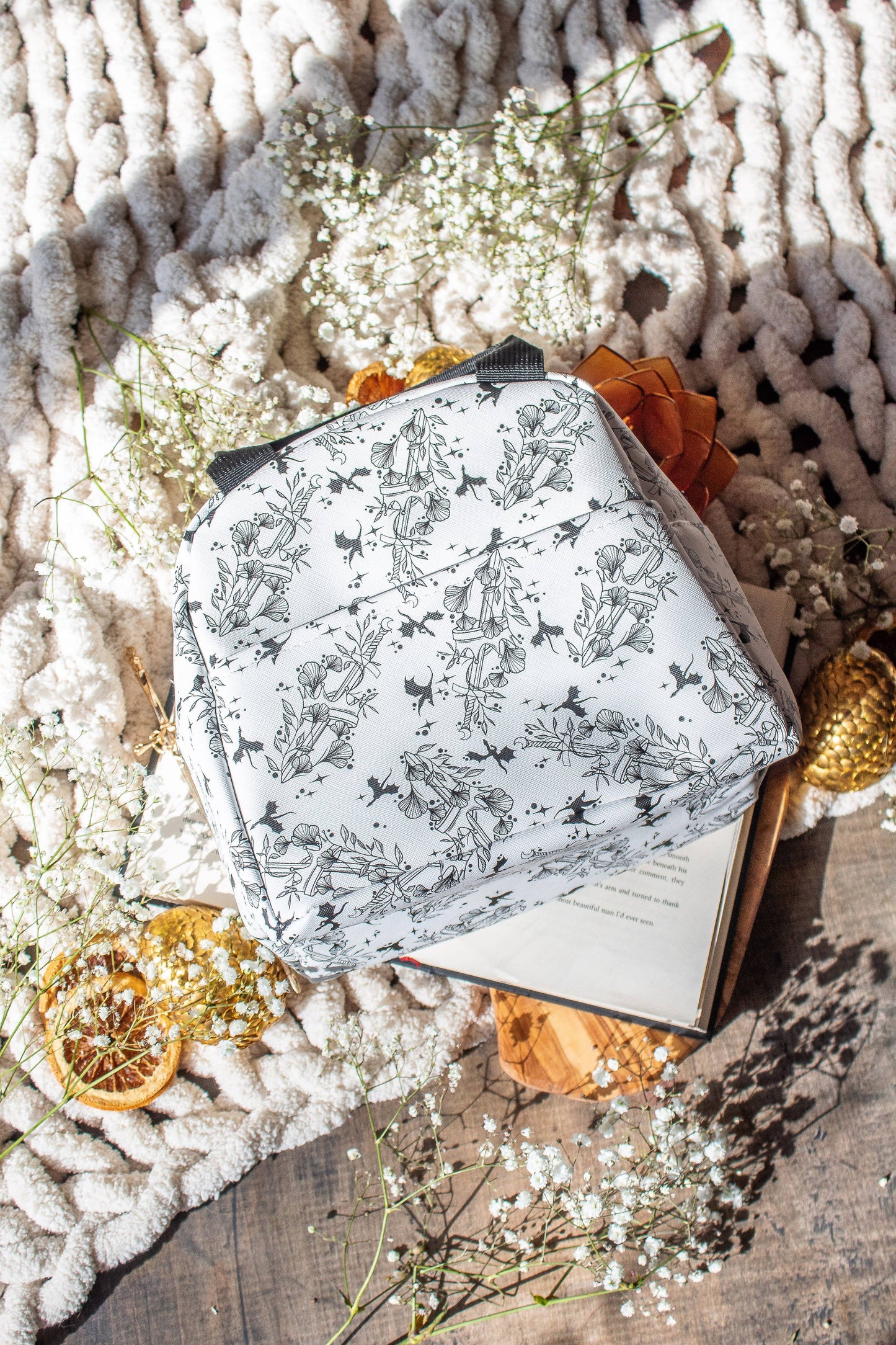 Ivory Swords | Bookish Insulated Lunch Tote