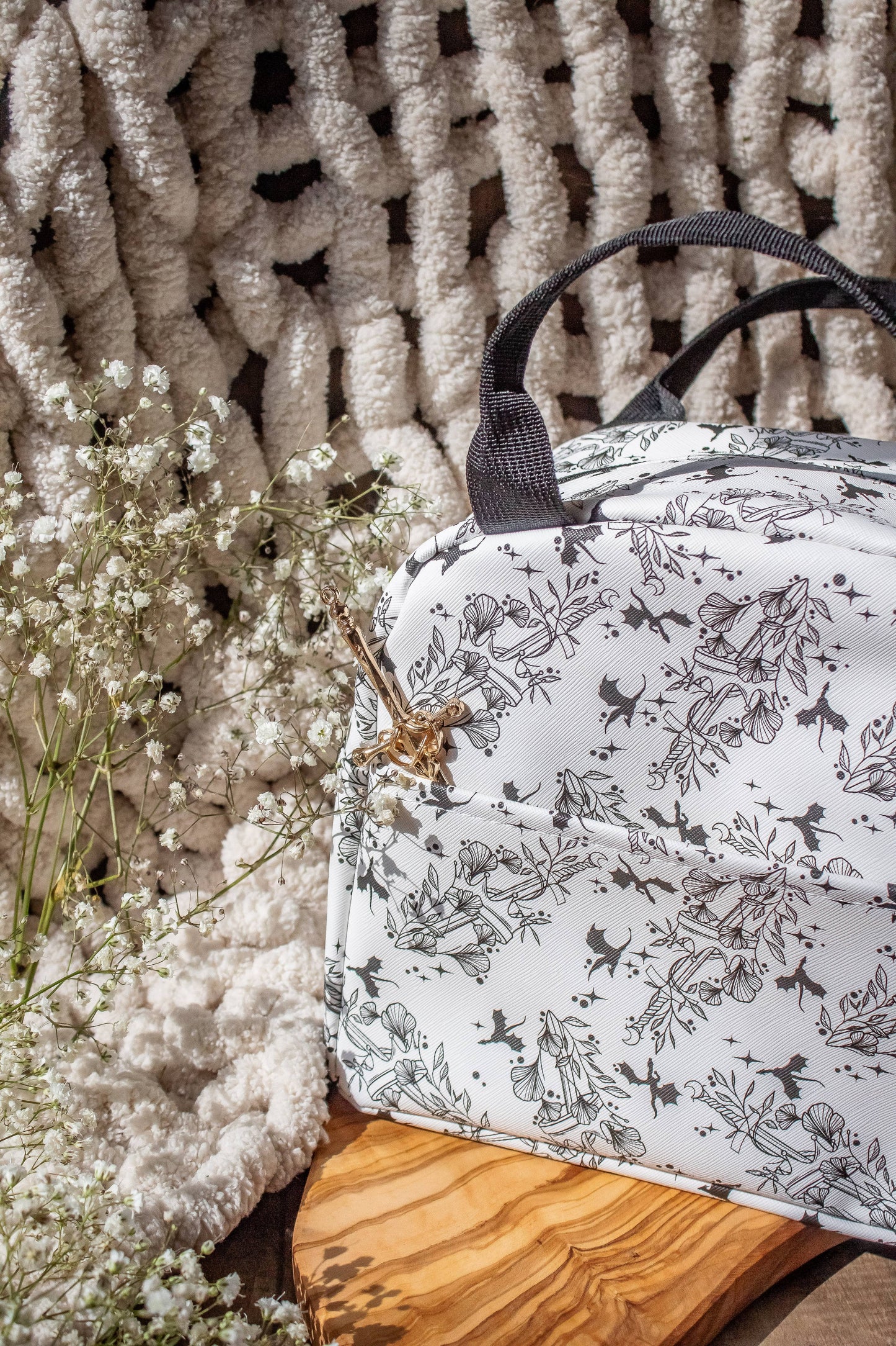 Ivory Swords | Bookish Insulated Lunch Tote